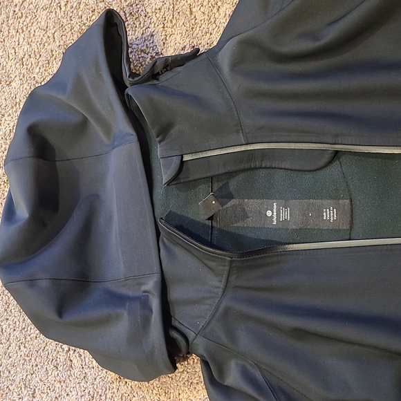 Lululemon waterproof rain jacket black size 6 - Picture 3 of 8